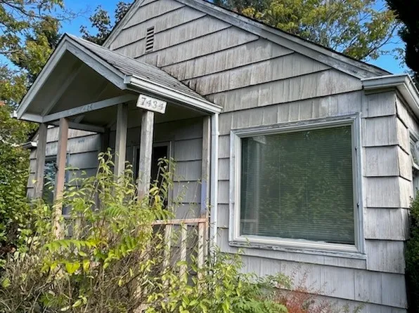 7434 California Avenue SW, Seattle, WA 98136