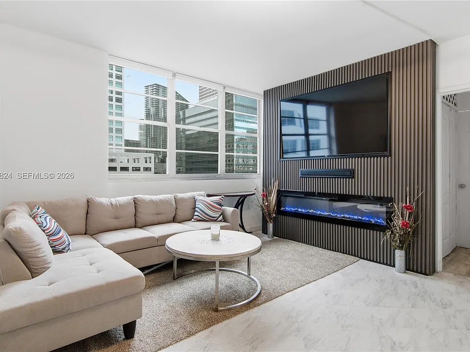 801 Brickell Bay Dr #764