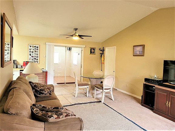2nd image of 1531 SW Latshaw Ave