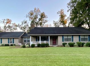 113 Loraine Ave, Fitzgerald, GA 31750