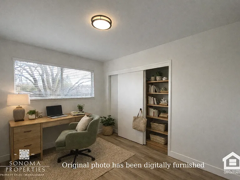 534-536 Joaquin Dr — Photo 6