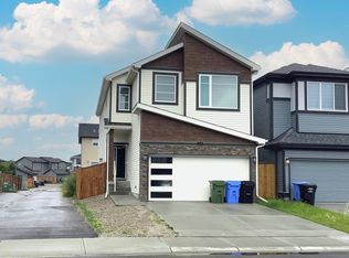 253 Walgrove Blvd SE, Calgary, AB T2X 5A9