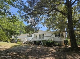 75 Spring Valley Dr, Byron, GA 31008