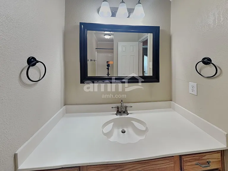 1909 Wahoo Dr — Photo 14