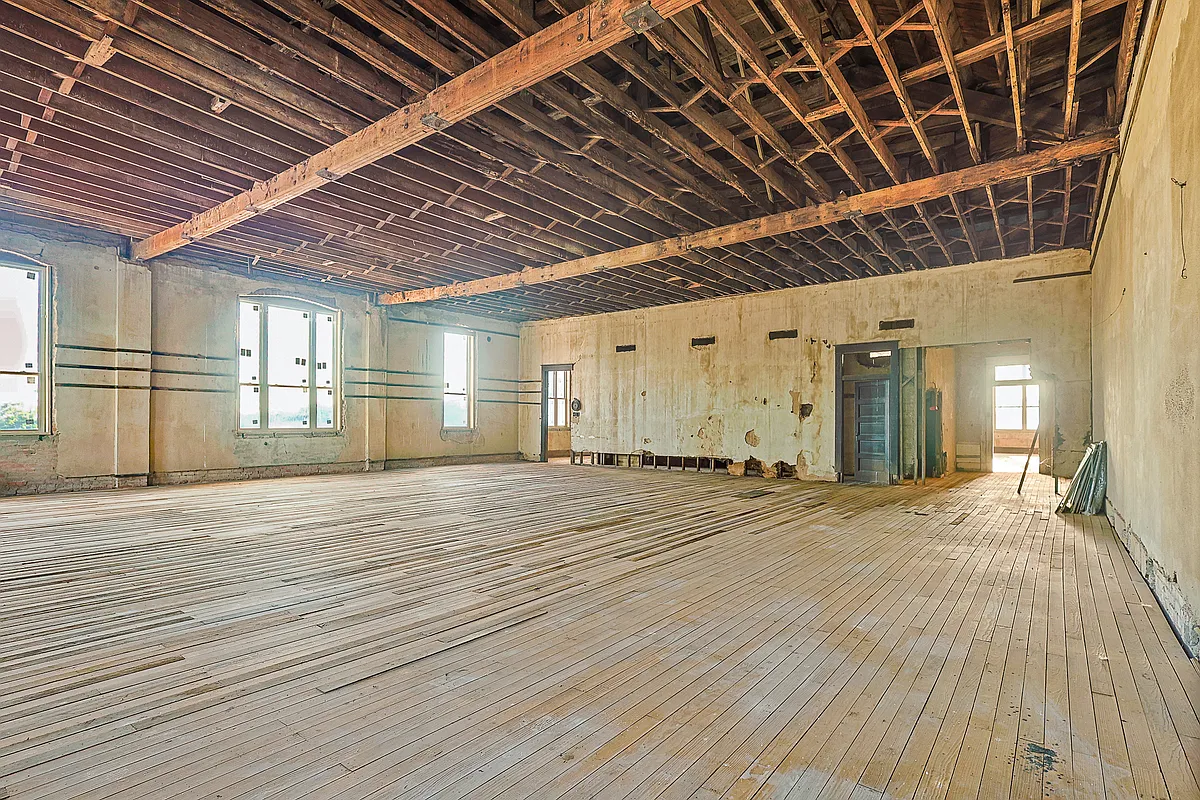 Building Photo - 125 S Waco St #2