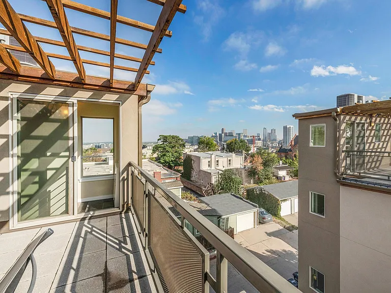 2250 W 31st Ave — Photo 3
