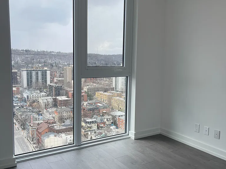 75 James St S #2511 — Photo 7