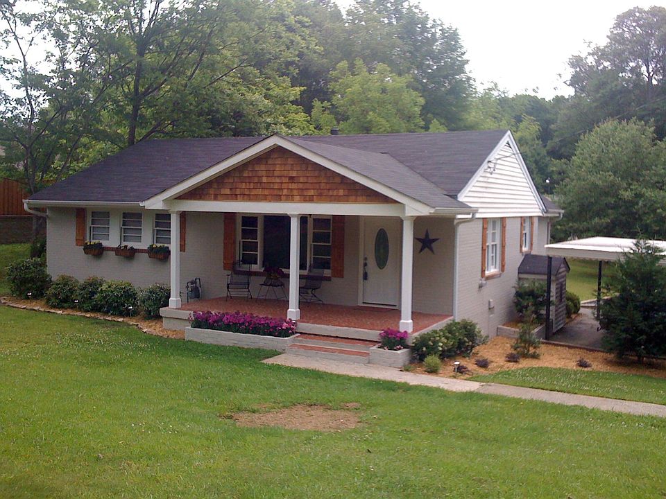 1st image of 1400 Quarles Ave SE