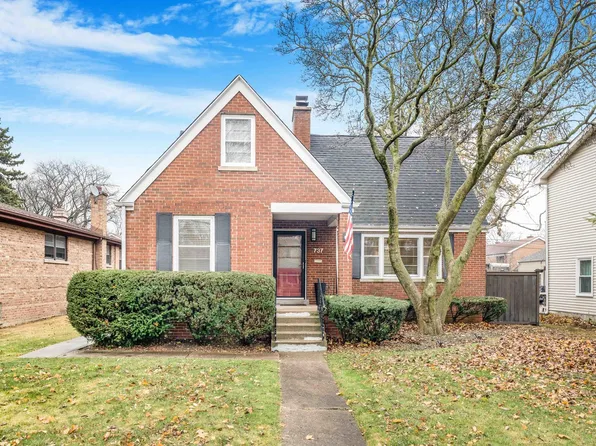 737 Brown Ave, Evanston, IL 60202
