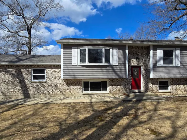 38013 N Holdridge Ave, Beach Park, IL 60087