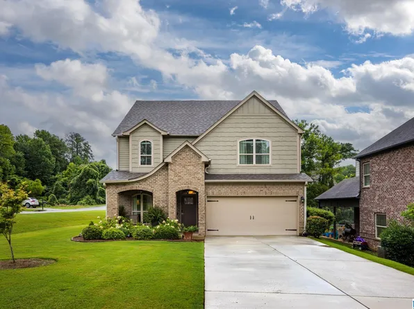 459 Gowins Dr, Gardendale, AL 35071