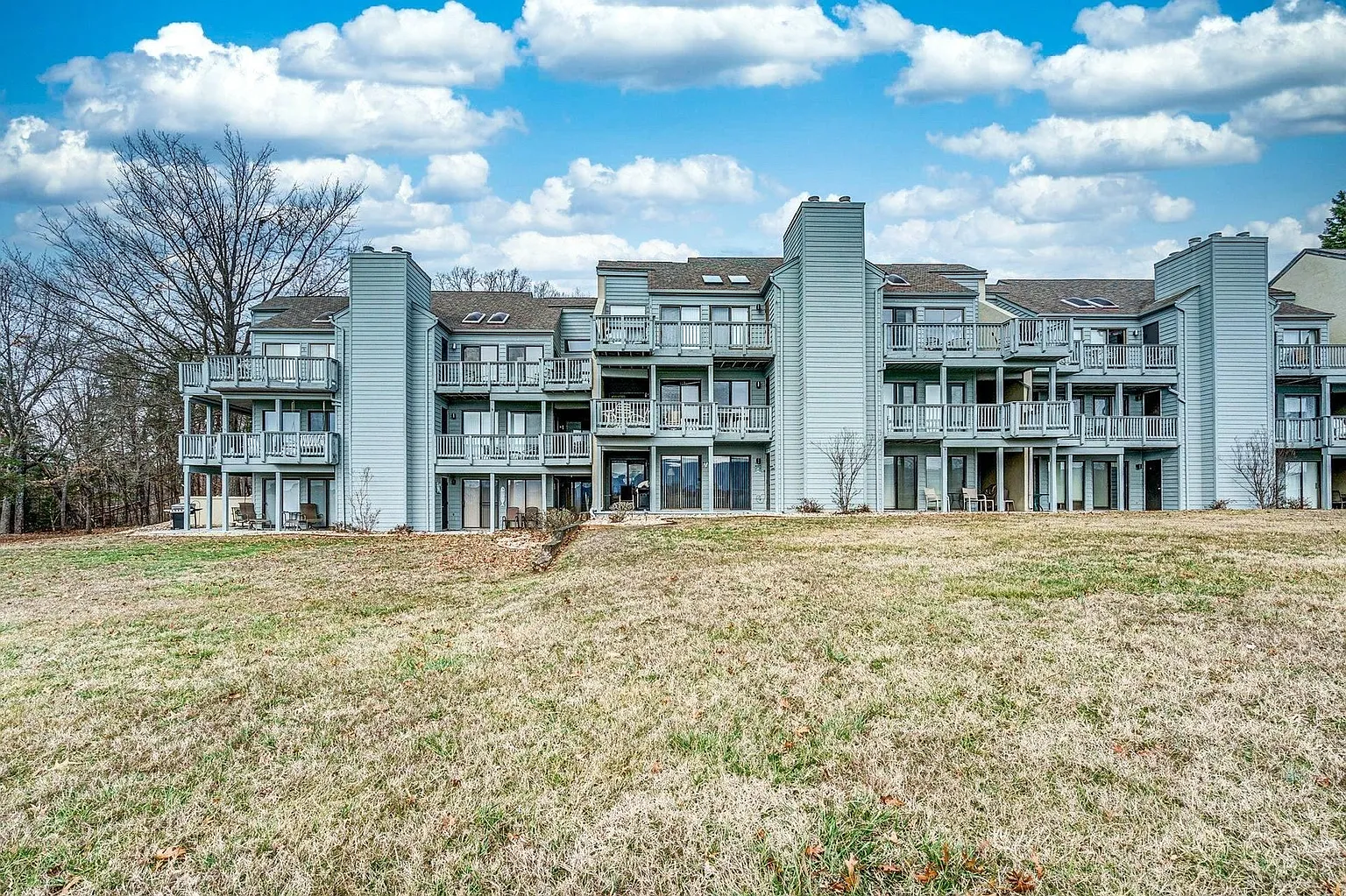 110 Sailors Cove Dr photo 1