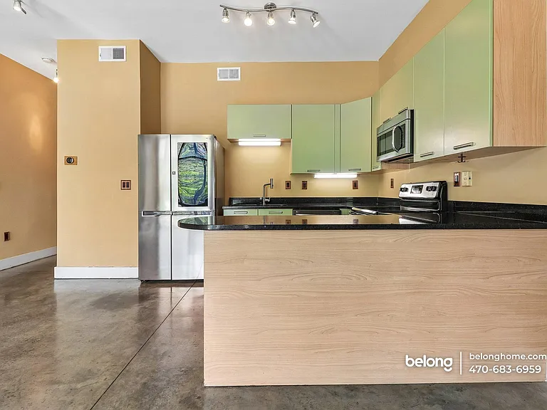 89 Mangum St SW #216 — Photo 15