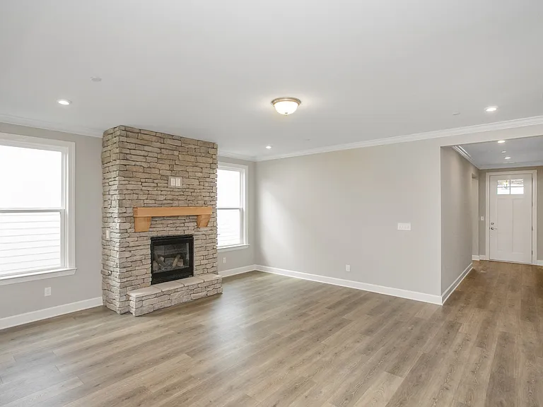 4012 Rosa Dr — Photo 7