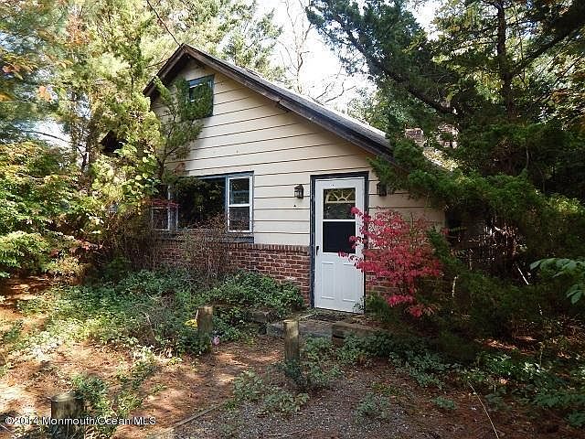 2nd image of 427 Old Silverton Rd