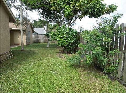 5th image of 5310 SW 101st Ave