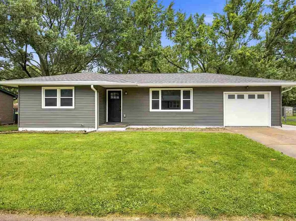 1917 California Ave, Iowa City, IA 52240