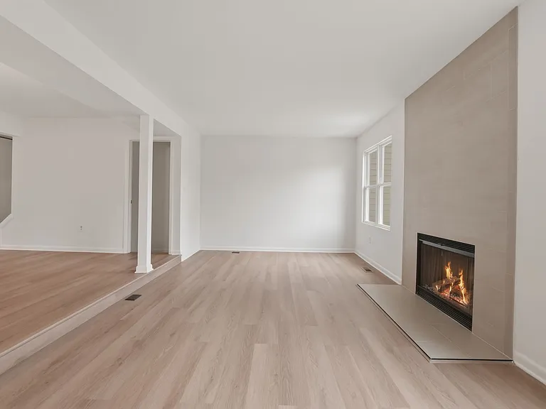 2846 Schoolhouse Cir — Photo 9