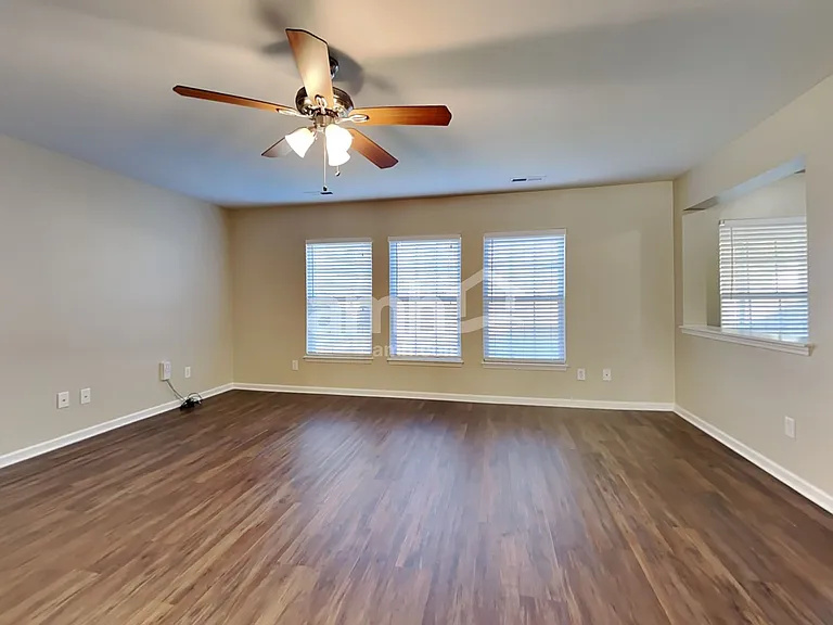 213 Pine Hall Dr — Photo 10