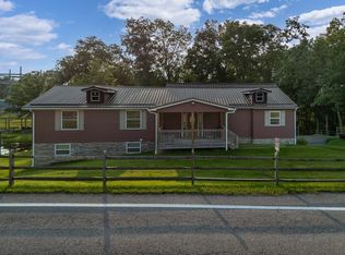 2655 Grandview Rd, Beaver, WV 25813