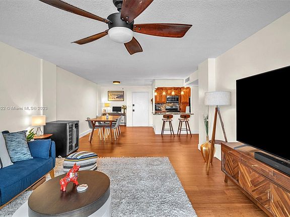3rd image of 501 E Dania Beach Blvd #5-5J