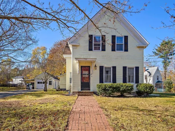 15 Charles St, West Bridgewater, MA 02379