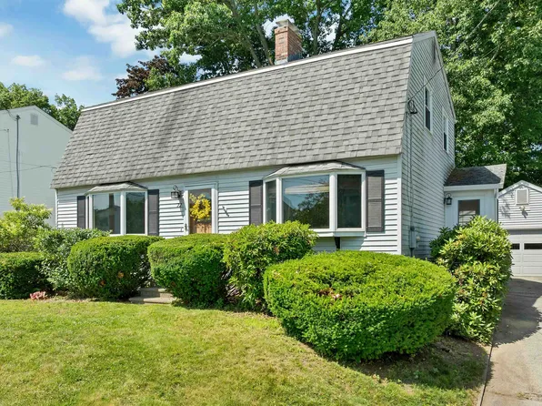 22 Jonathan Lane, Manchester, NH 03104