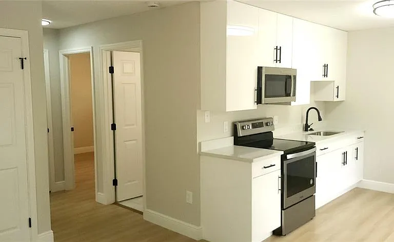 901 S Taylor Rd — Photo 5