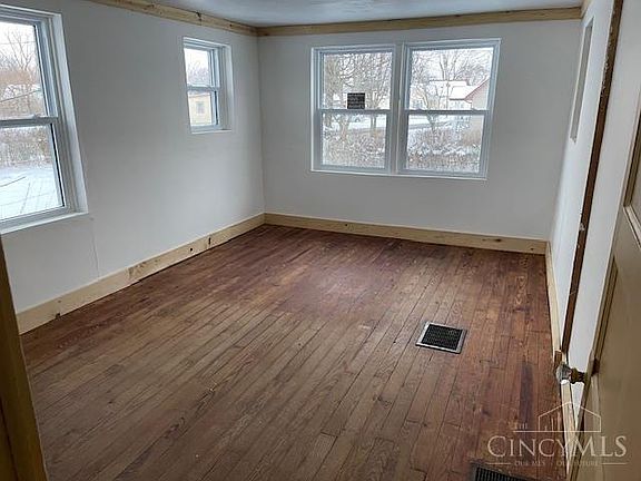 5th image of 841 Ohio Ave