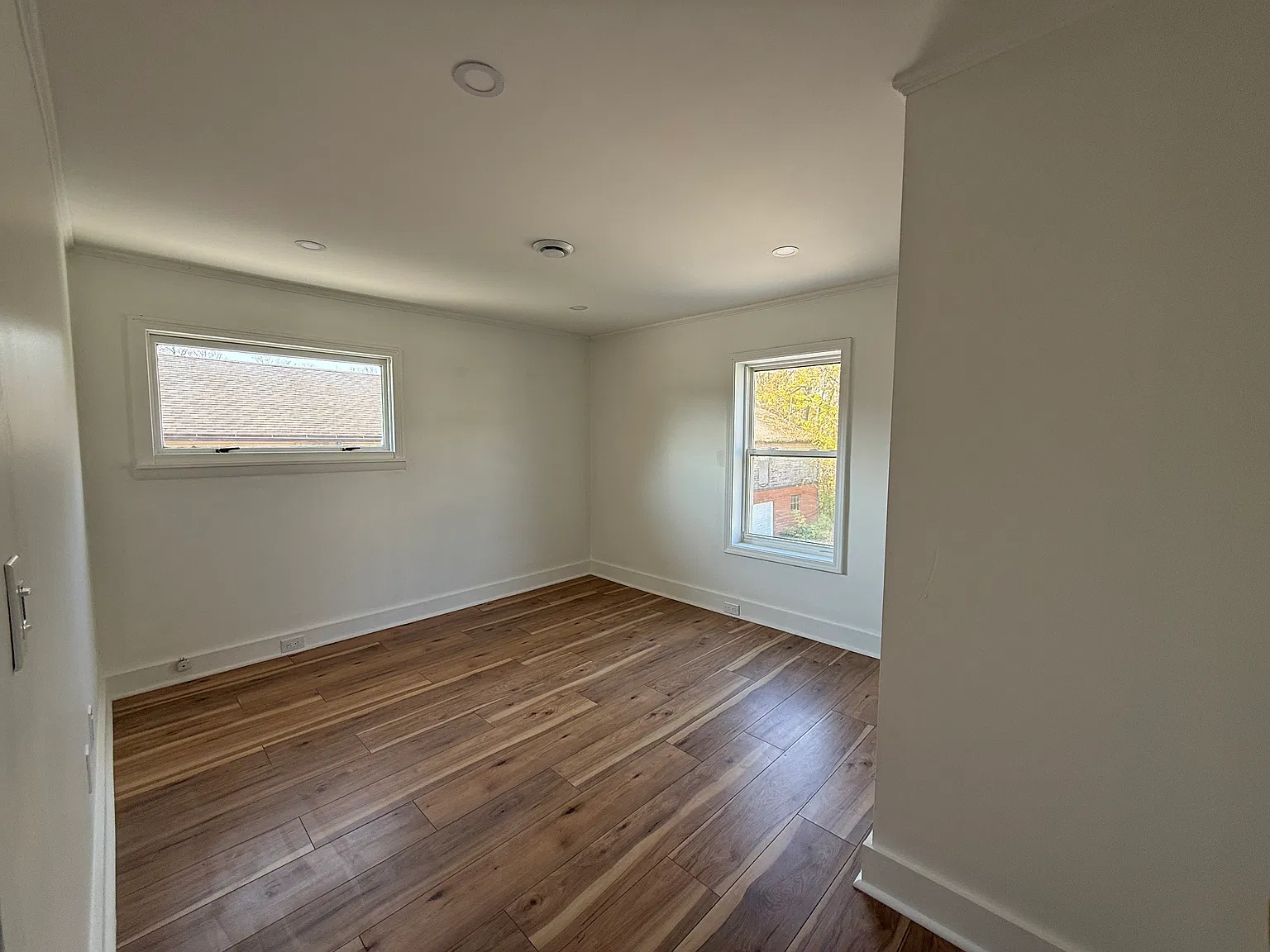 2 bed, 900 sqft, $1,450 — Photo 2