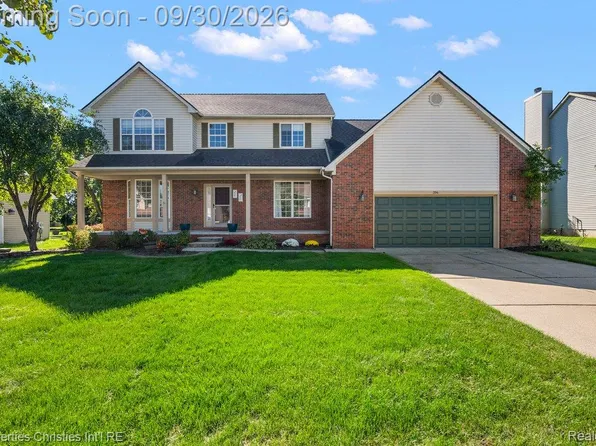 394 Evaline Ave, Troy, MI 48085