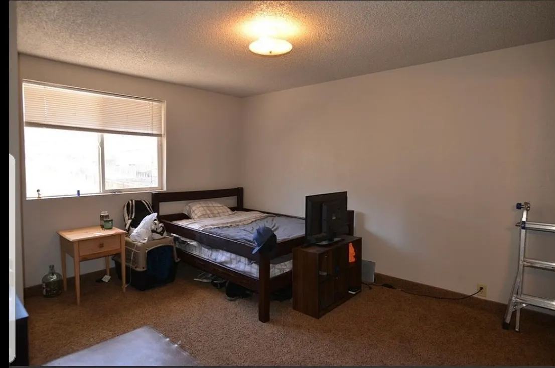 327 W Mountain View Dr — Photo 3