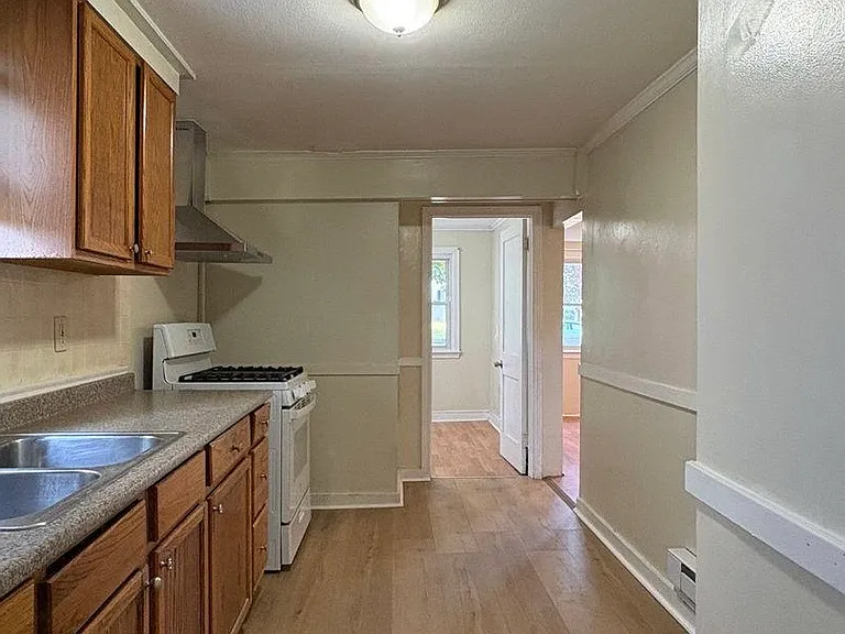 86 Mill St — Photo 6