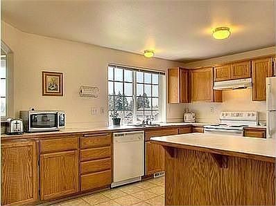 4th image of 1215 S 90th Street Ct
