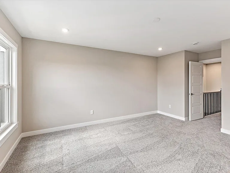 7254 Otley Dr — Photo 28