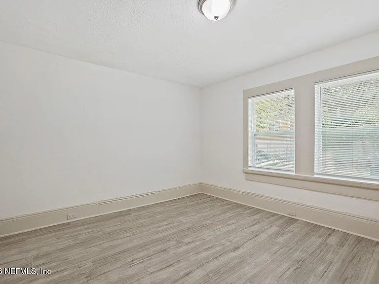 3058 Rosselle St — Photo 27