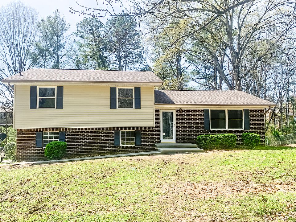 1st image of 1105 Lynch Cir NW