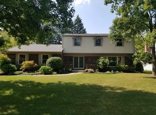 715 Kumler Dr, Maumee, OH 43537