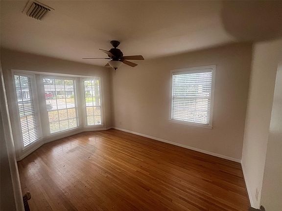 4th image of 6813 Rowan Ln