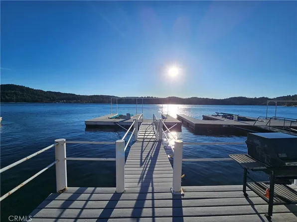 295 Dock Ln N #B, Lake Arrowhead, CA 92352