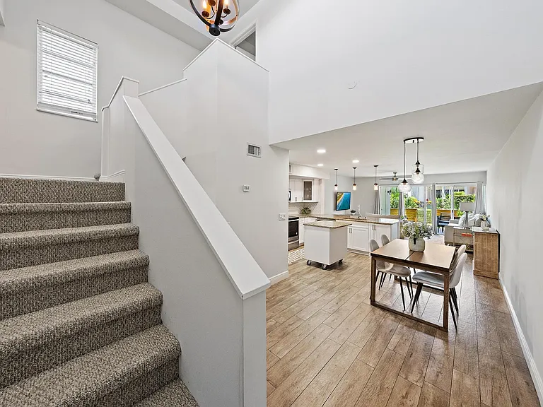 388 Golfview Rd #H — Photo 10