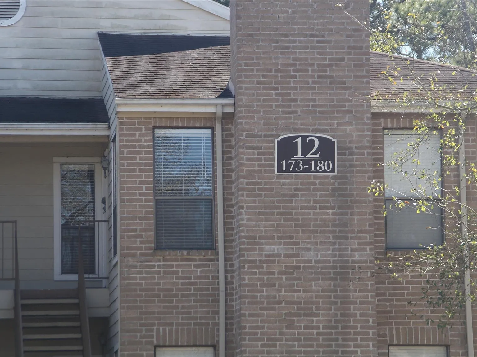 2 bed, 2.0 bath, 1106 sqft, $1,399 — Photo 1