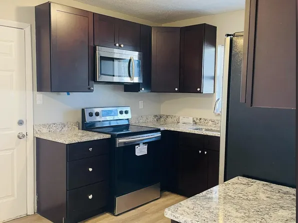 3405 E 32nd Ave, Tampa, FL 33610