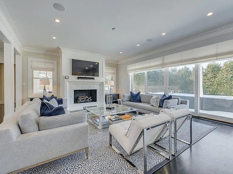 74 Rosko Ln — Photo 3