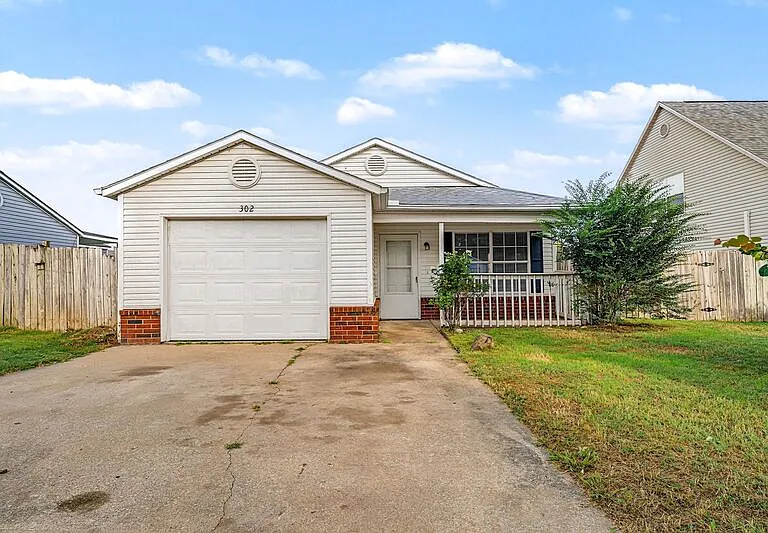 302 Parkcrest Dr — Photo 18