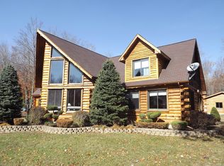 4422 School House Rd, Moran, MI 49760