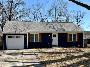 8429 Belleview Ave, Kansas City, MO 64114