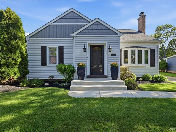88 Cleveland Dr, Buffalo, NY 14223