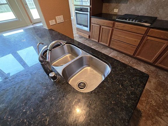 5th image of 3131 Chuska Mountain Ln