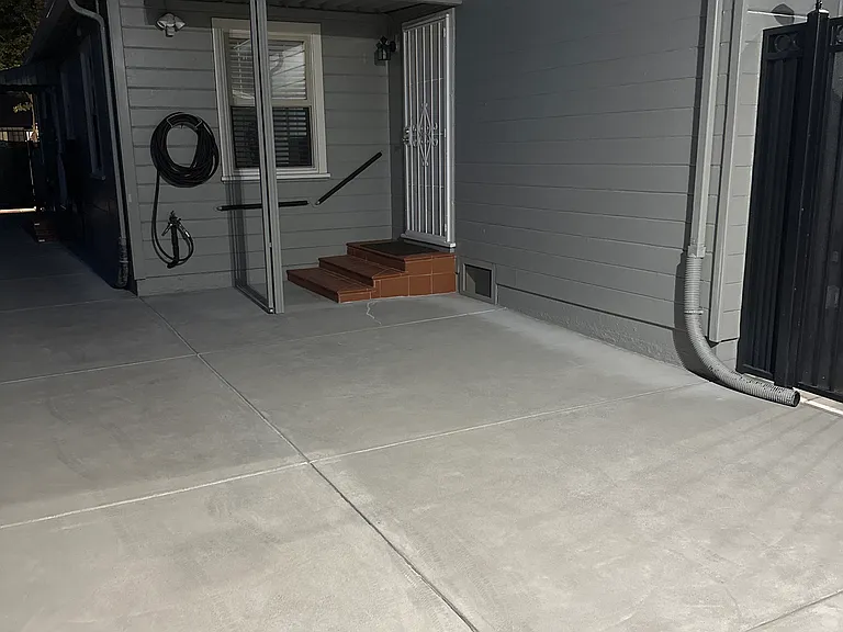 1777 Jonathan Ave — Photo 23